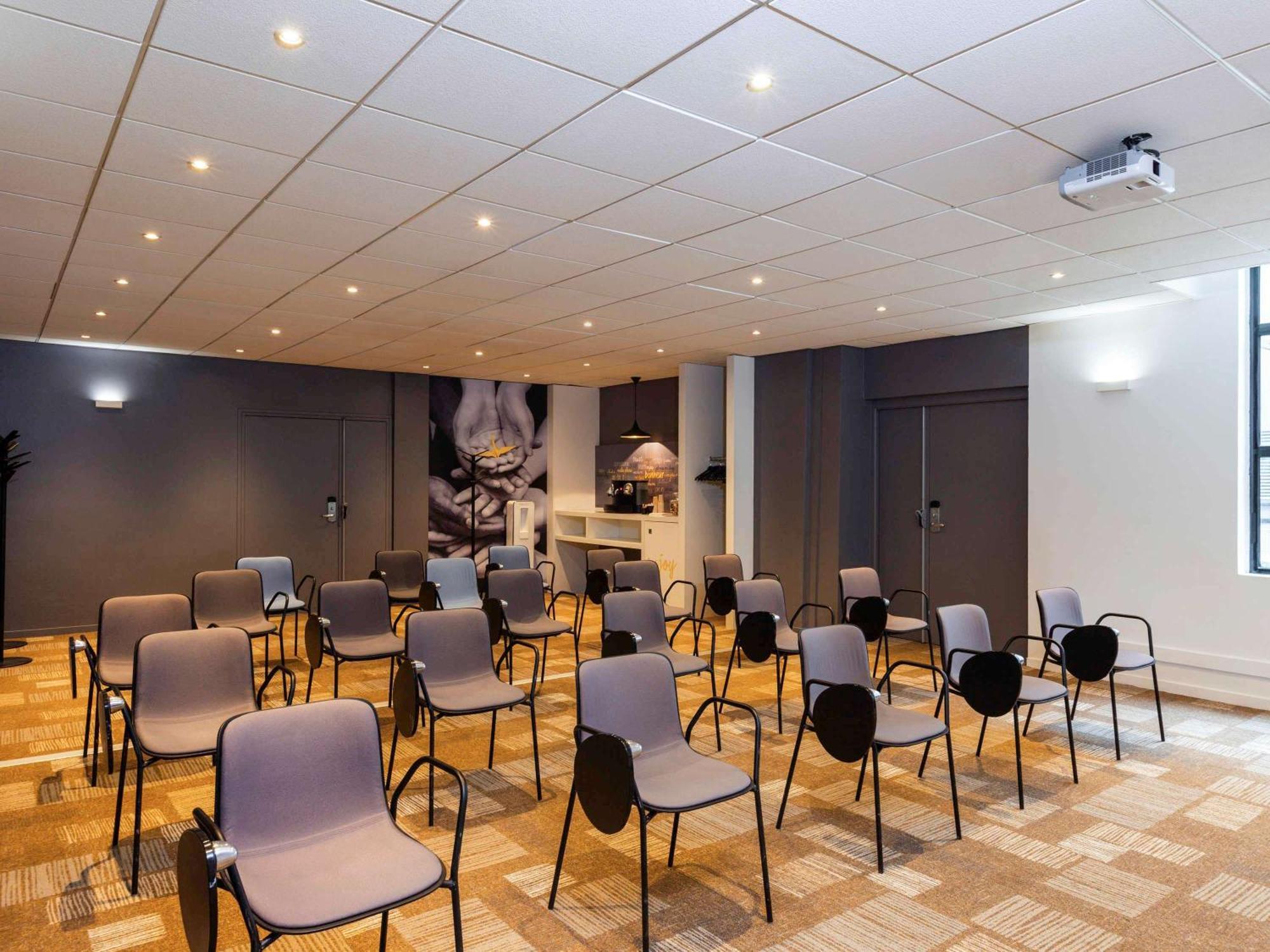 Ibis Paris Bastille Opera Exterior photo